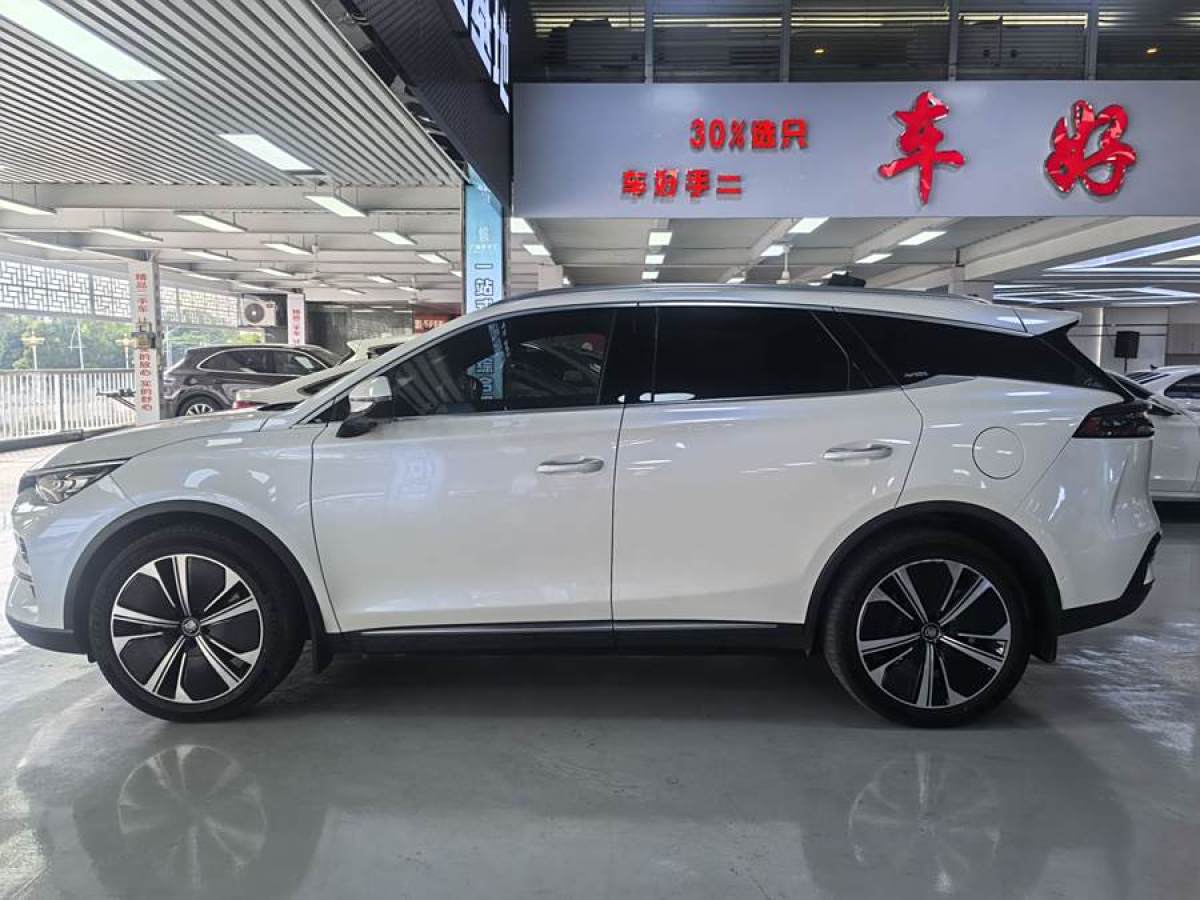 2022年6月比亞迪 唐新能源  2022款 EV 635km 四驅(qū)旗艦型