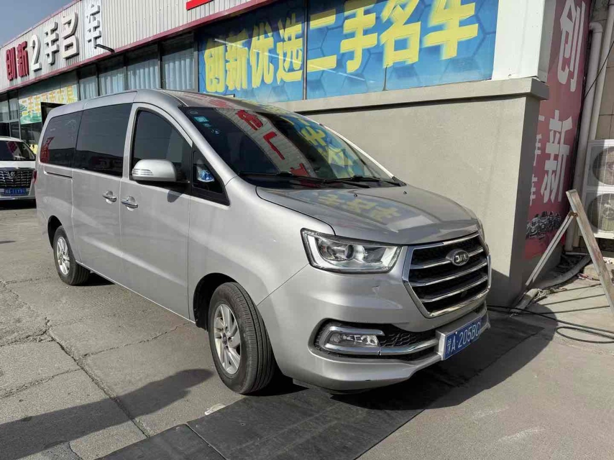 江淮 星銳  2017款 1.9T 短軸中頂星快運(yùn)多用途乘用車圖片