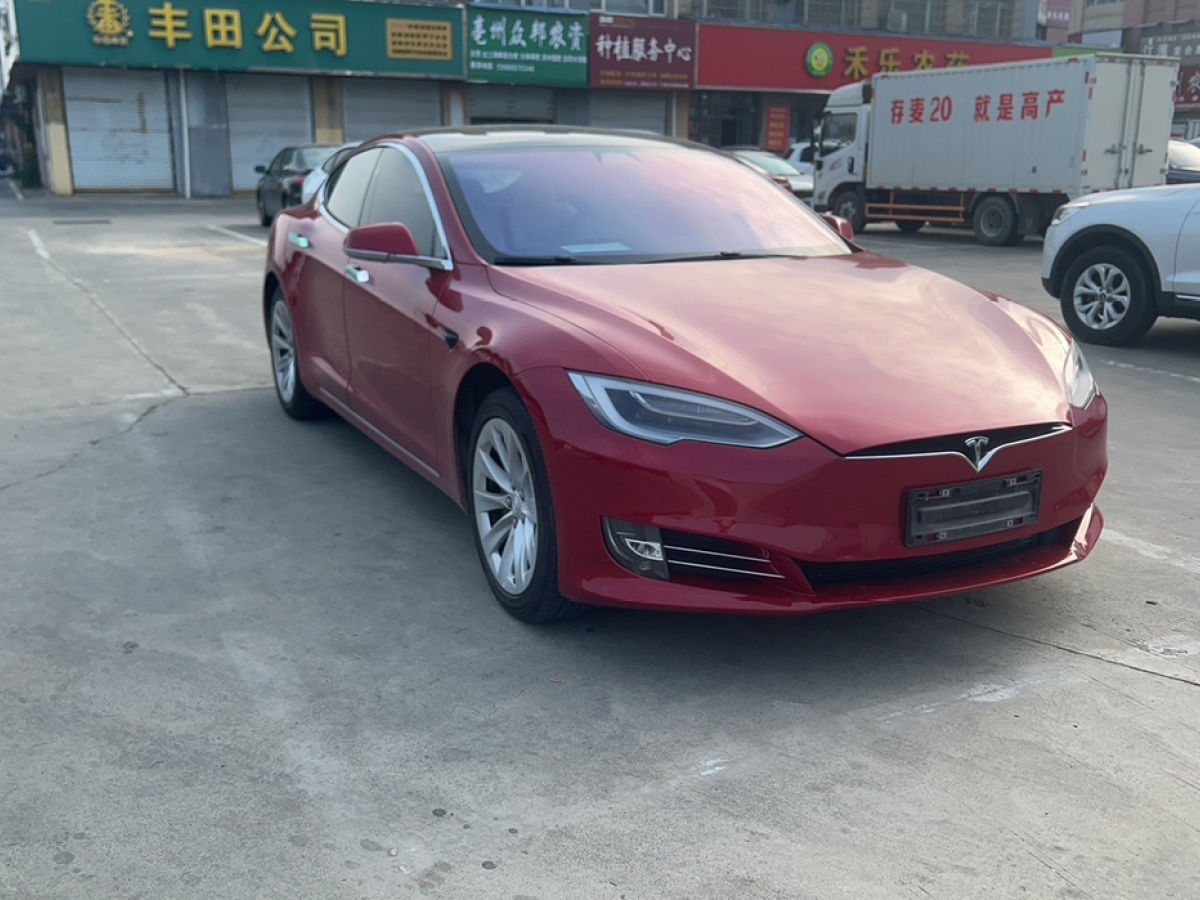 特斯拉 Model S  2017款 Model S 75D 標(biāo)準(zhǔn)續(xù)航版圖片