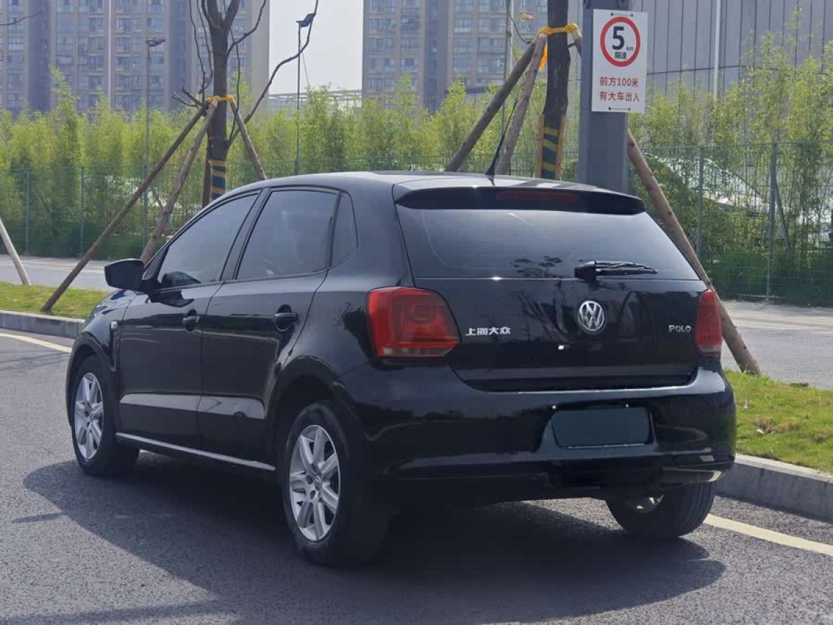 大眾 Polo  2013款 1.4L 自動(dòng)舒適版圖片