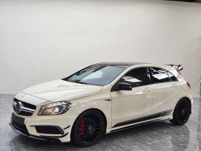 2015年6月 奔馳 奔馳A級(jí)AMG AMG A 45 4MATIC圖片