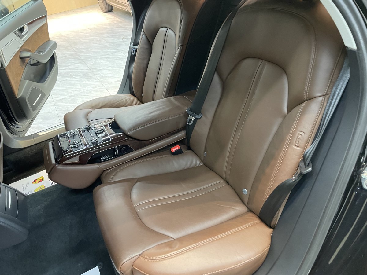 奧迪 奧迪A8  2013款 A8L 55 TFSI quattro豪華型圖片