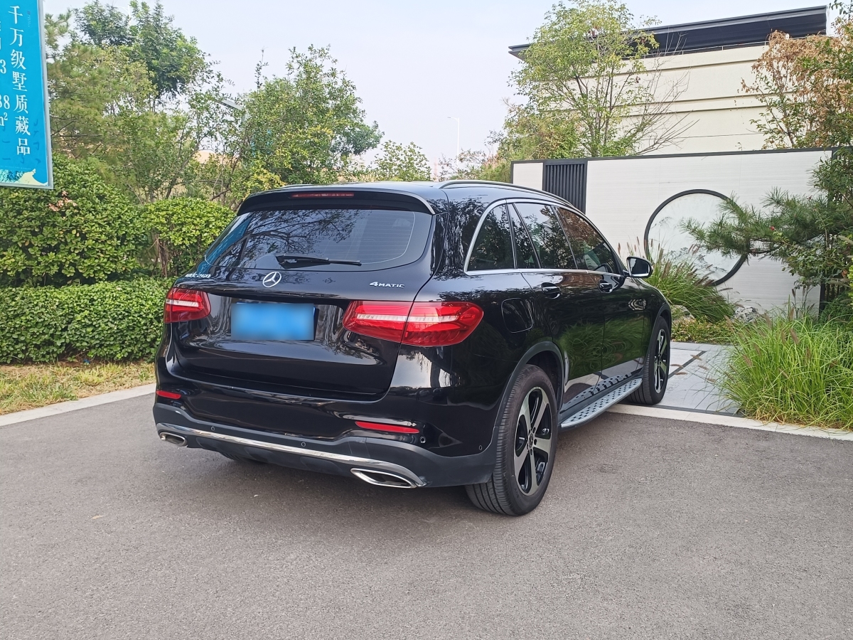 奔馳 奔馳GLC  2018款 改款 GLC 260 4MATIC 豪華型圖片