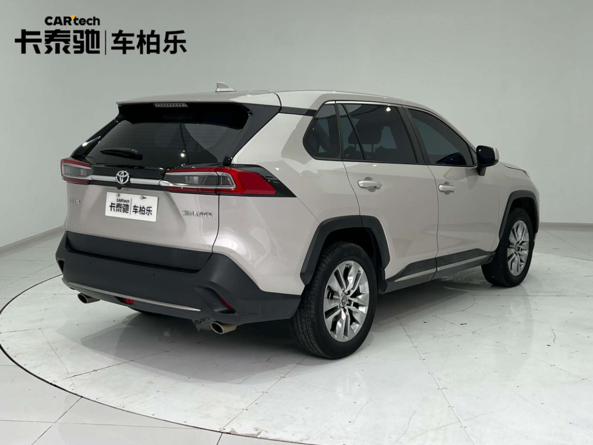 丰田 威兰达  2021款 2.0L CVT两驱豪华版图片