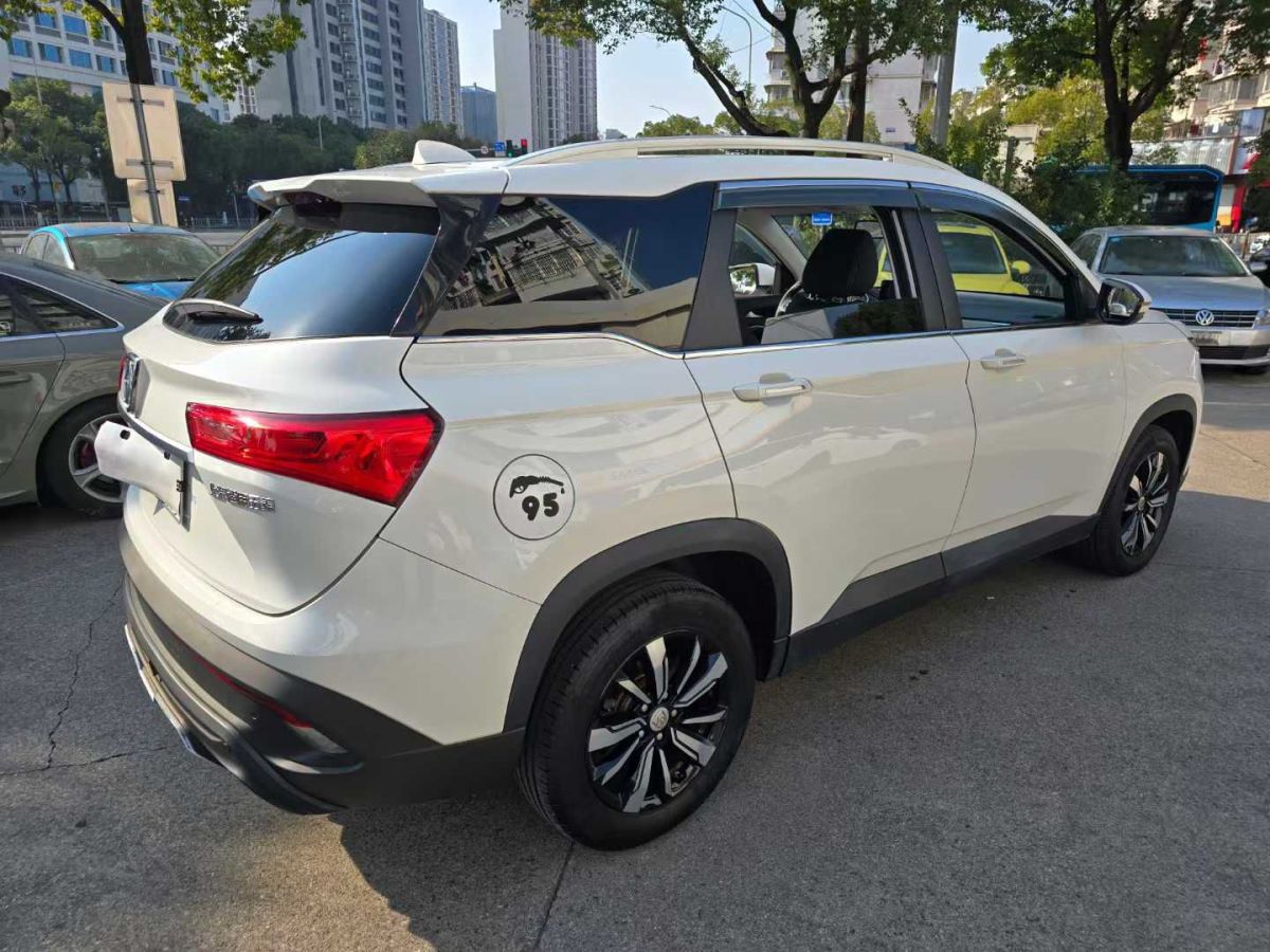 寶駿 530  2018款 1.5T 手動精英型圖片