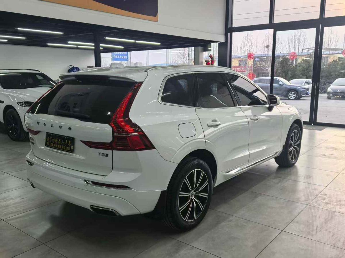 沃爾沃 XC60  2020款 T4 智行豪華版圖片