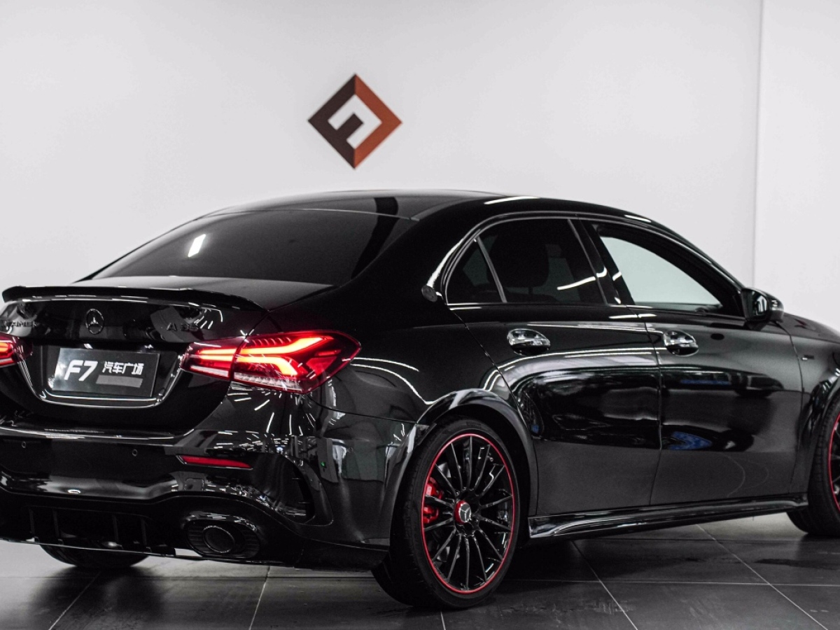 2021年4月奔馳 奔馳A級AMG  2020款 AMG A 35 4MATIC