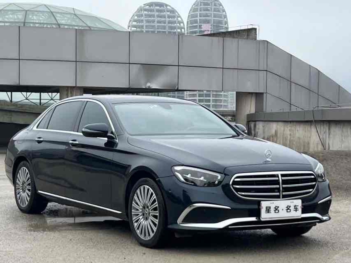 奔馳 奔馳E級  2021款 改款 E 300 L 豪華型圖片