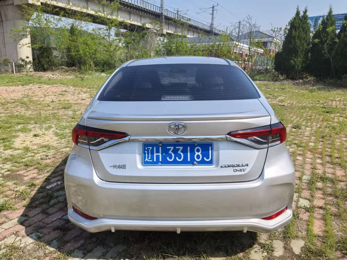 豐田 卡羅拉  2019款 1.2T S-CVT 運(yùn)動(dòng)版圖片