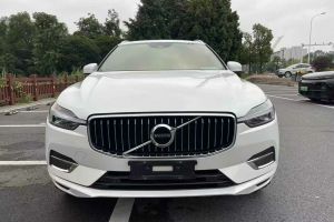 XC60 沃尔沃 T4 智行豪华版