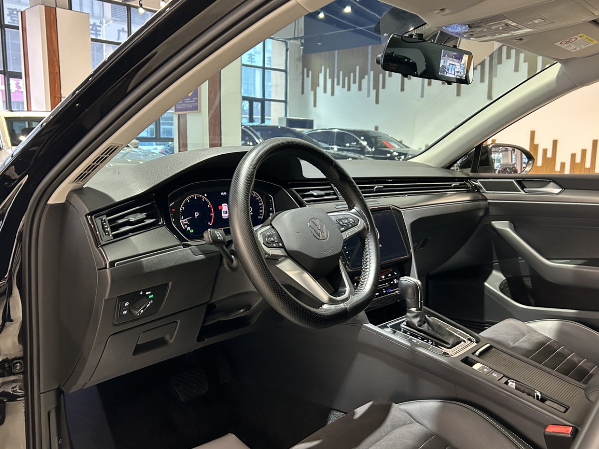 大眾 邁騰  2021款 330TSI DSG 30周年紀(jì)念版圖片