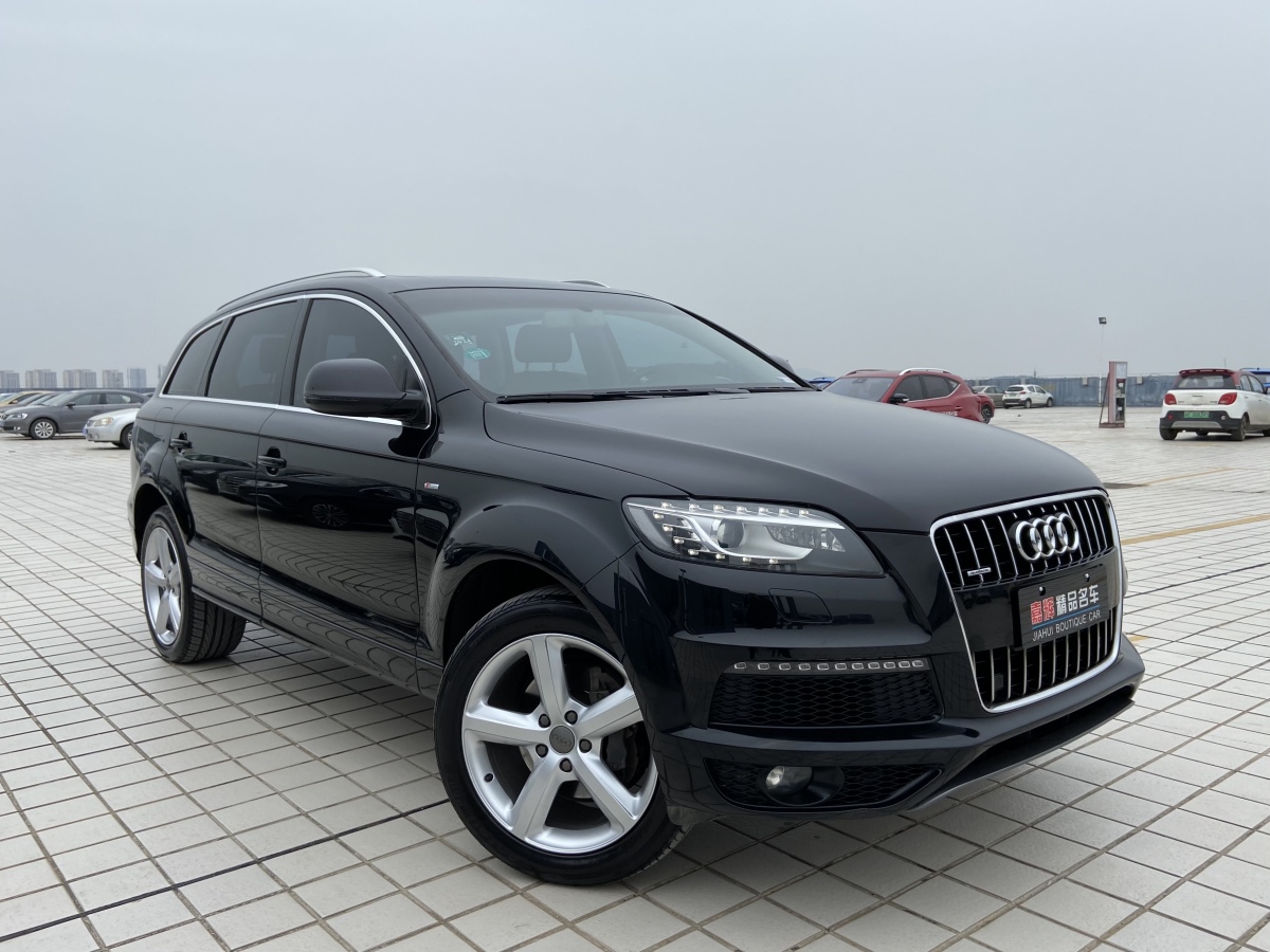 【烟台】2014年10月 奥迪 奥迪q7 2014款 35 tdi 运动型 自动档