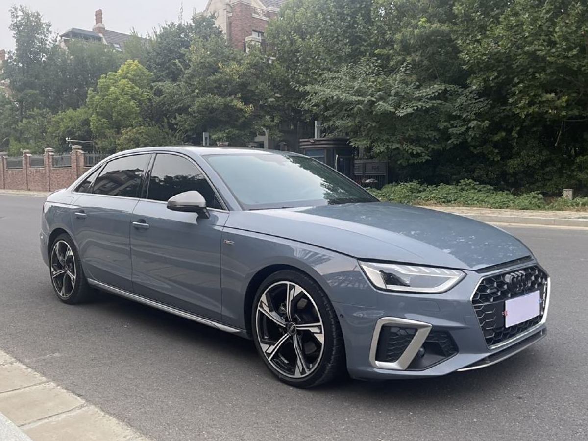 奥迪 奥迪A4L  2022款 45 TFSI quattro 臻选动感型图片