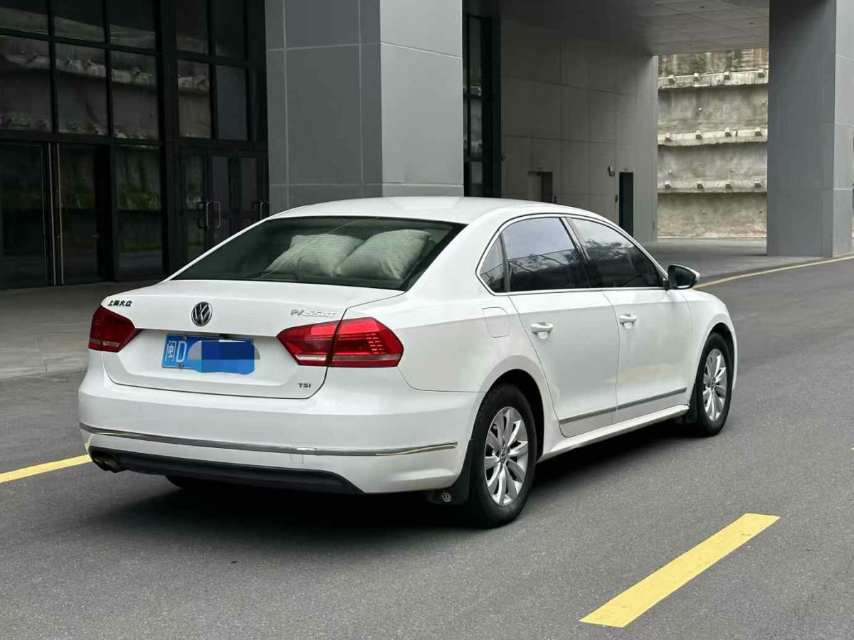 大眾 帕薩特  2014款 1.8TSI DSG尊榮導(dǎo)航版圖片