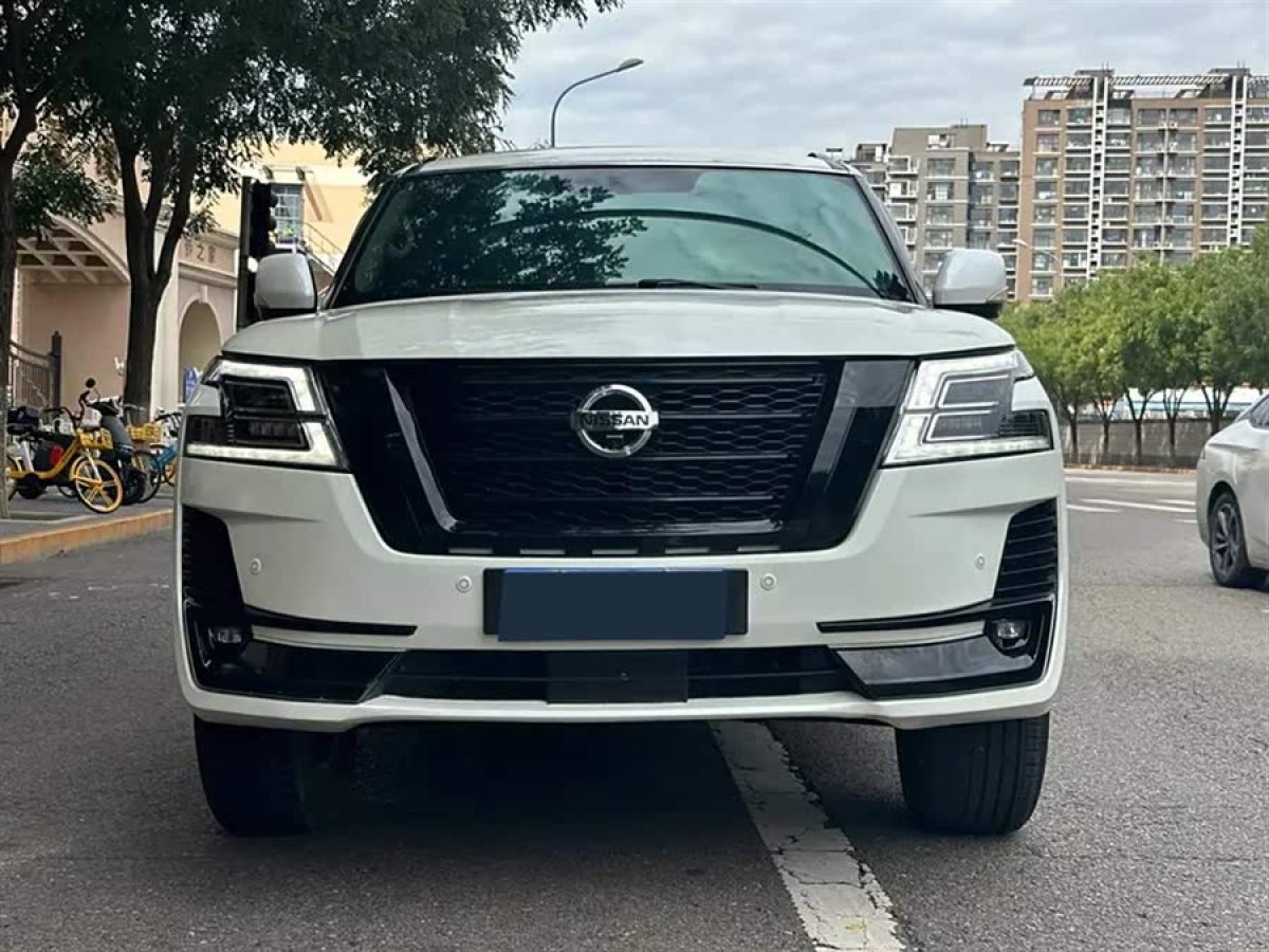 日產(chǎn) 途樂  2018款 4.0L 領(lǐng)英型圖片