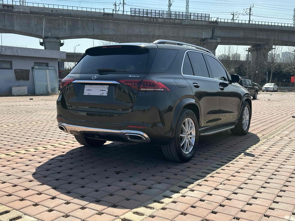 奔馳 奔馳GLE  2024款 改款 GLE 350 4MATIC 時尚型圖片