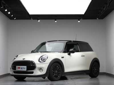 2019年11月 MINI COUNTRYMAN 1.5T COOPER 經典派圖片