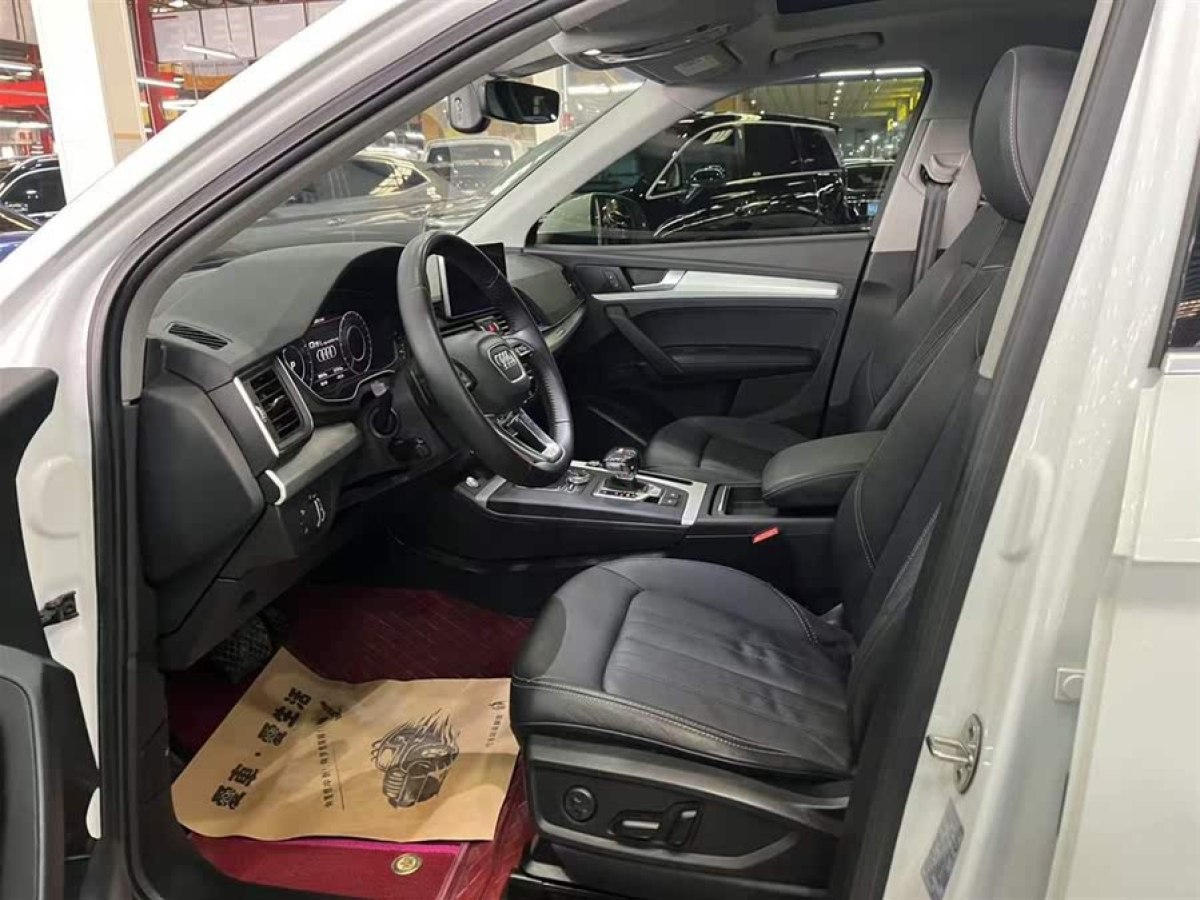 奧迪 奧迪Q5L  2020款 改款 40 TFSI 榮享時尚型圖片