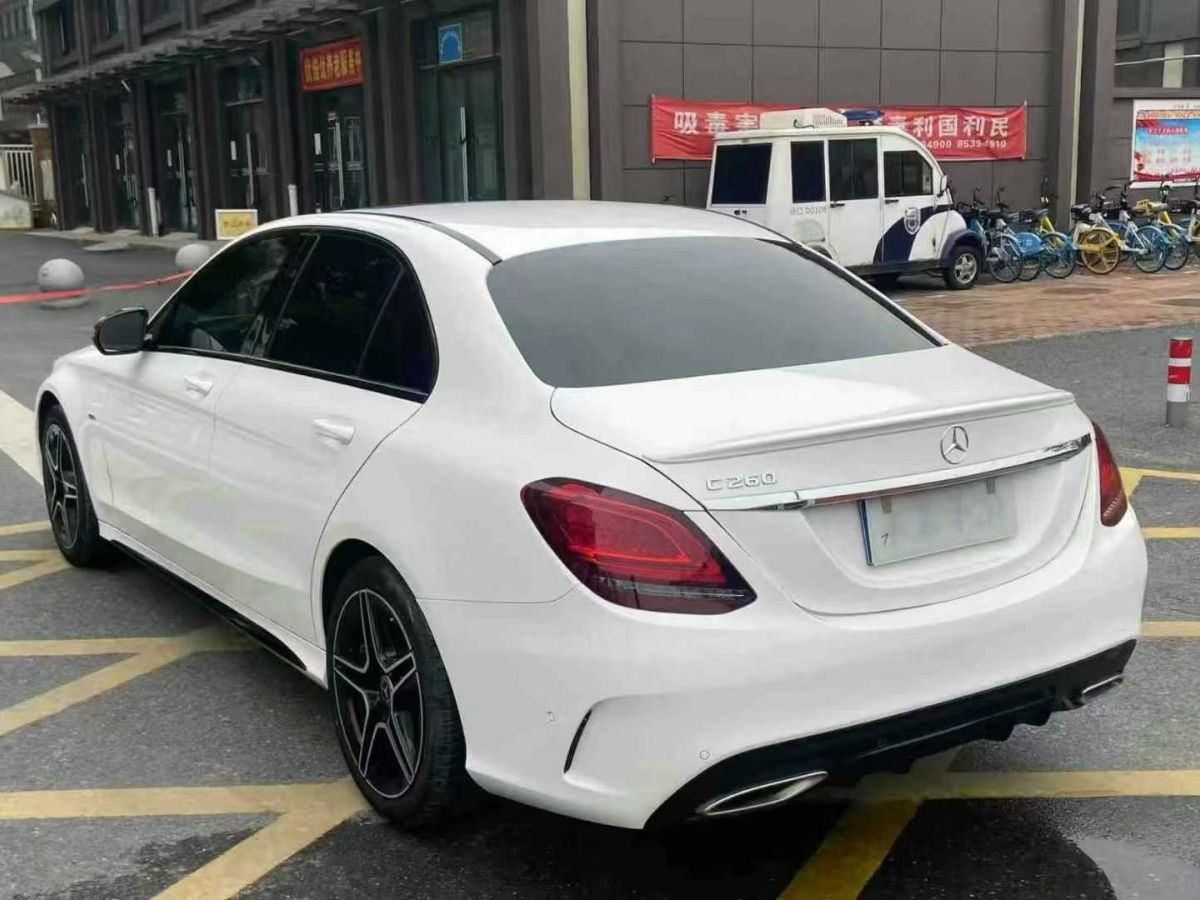 奔馳 奔馳C級  2021款 C 300 L 運(yùn)動版圖片