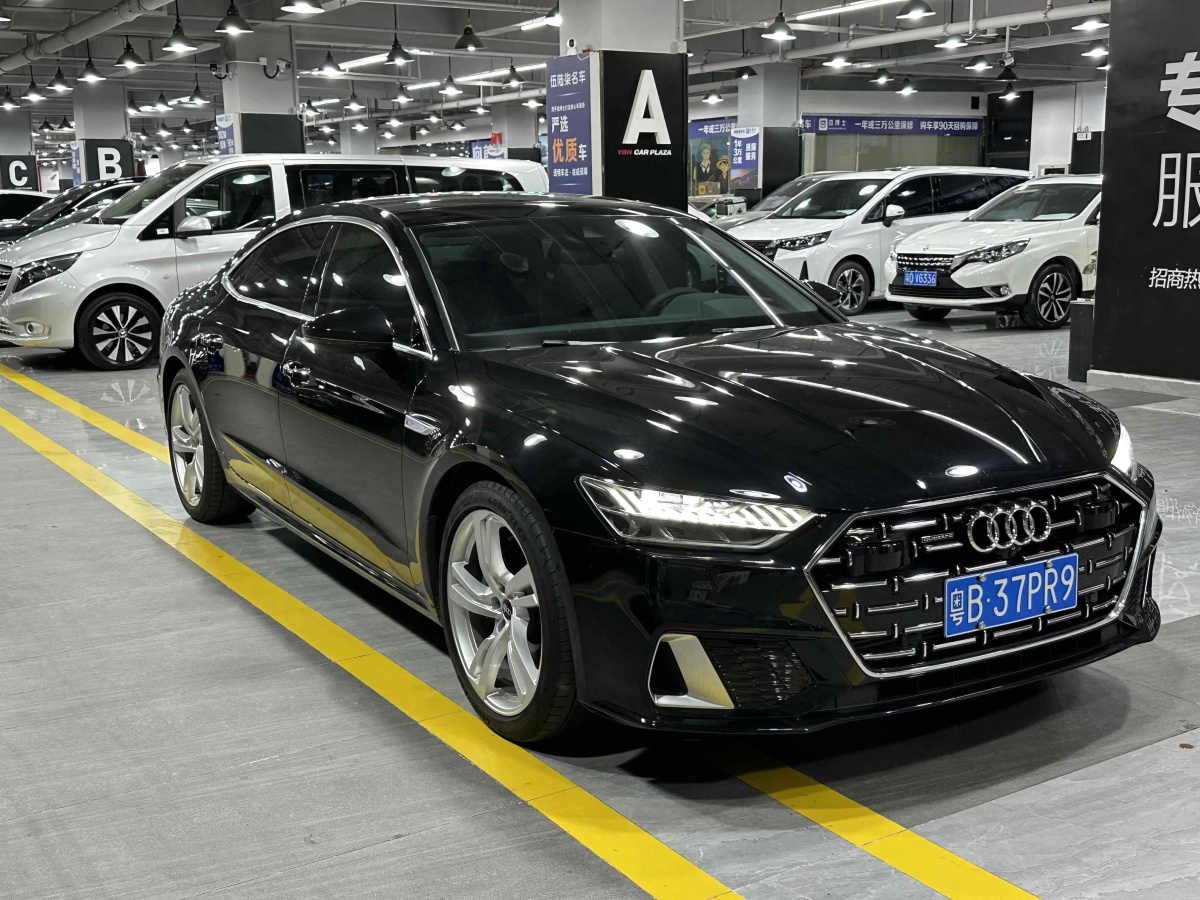 奧迪 奧迪A7L  2024款 45TFSI quattro S-line 見遠型 流晶套裝圖片