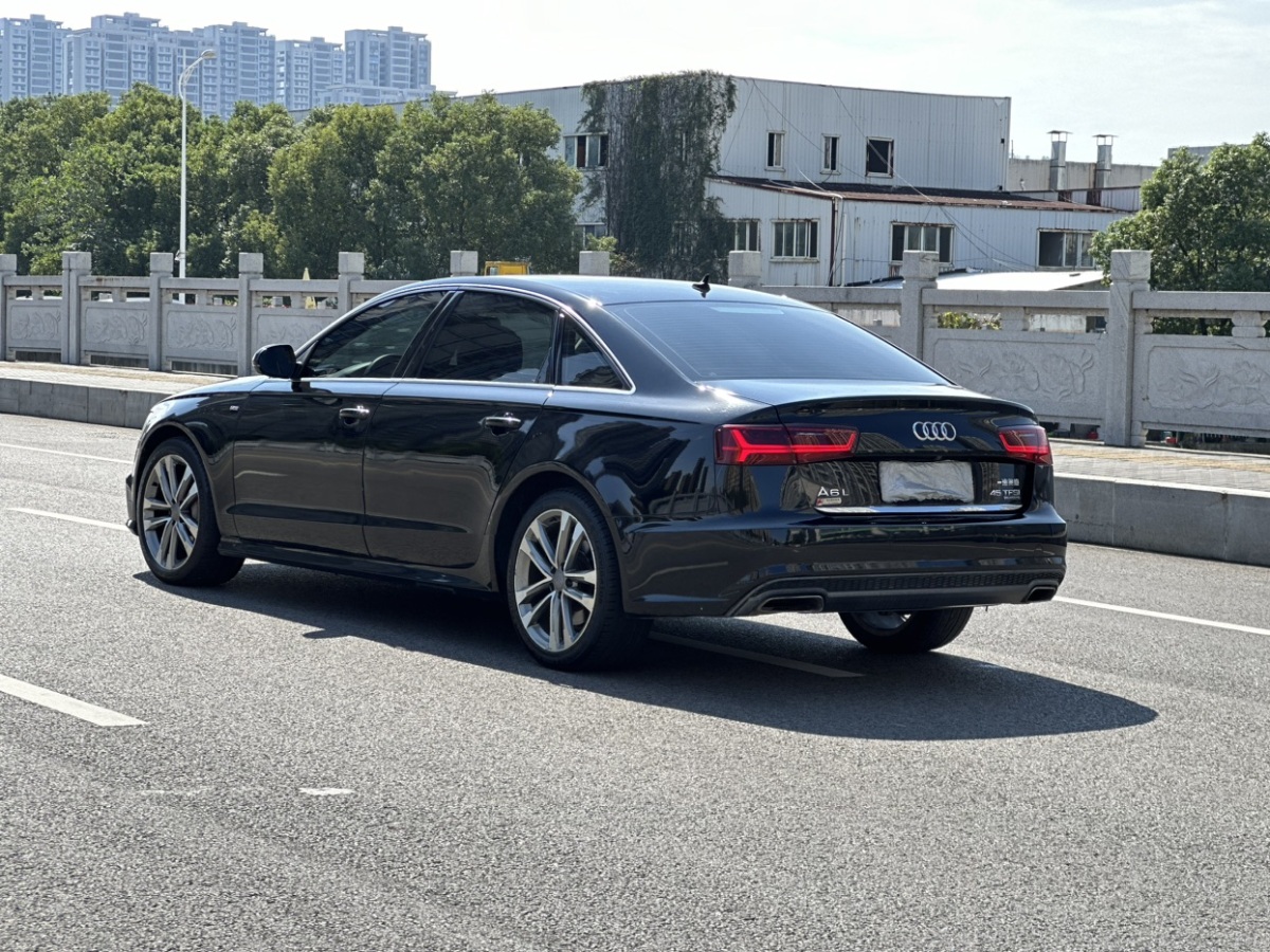 2018年03月奧迪 奧迪A6L  2018款 45 TFSI quattro 豪華型