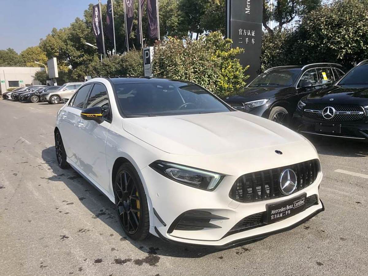 奔馳 奔馳A級AMG  2020款 AMG A 35 4MATIC圖片