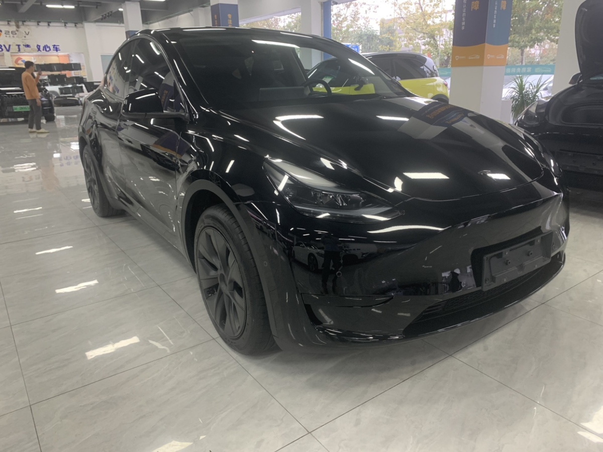 特斯拉 Model Y  2023款 煥新版 后輪驅(qū)動(dòng)圖片