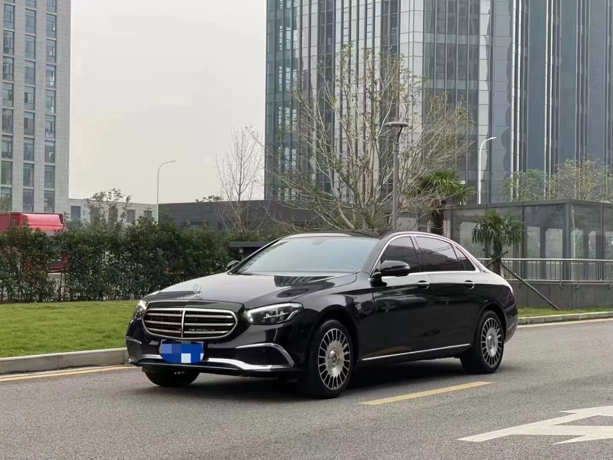 奔馳 奔馳e級 2022款 e 300 l 豪華型圖片