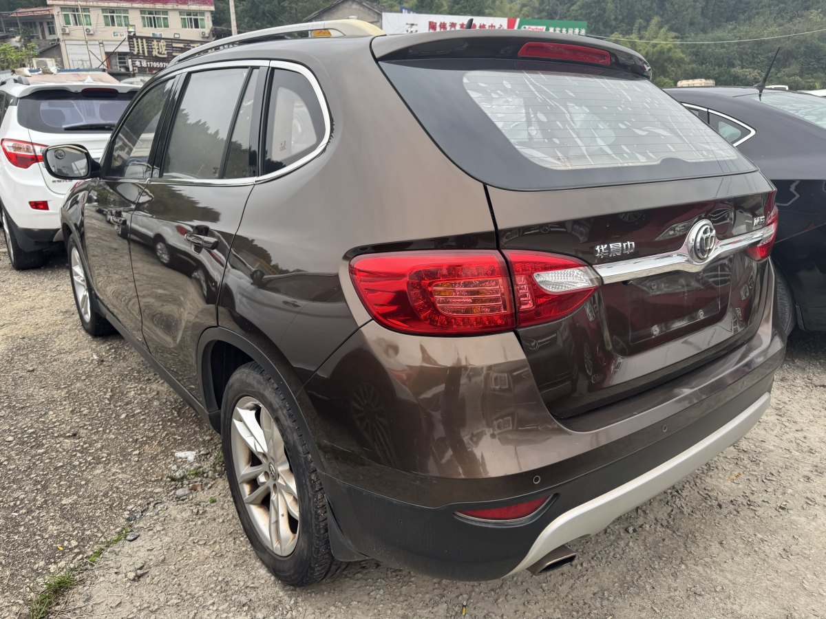 中華 V5  2012款 1.6L 手動(dòng)舒適型圖片