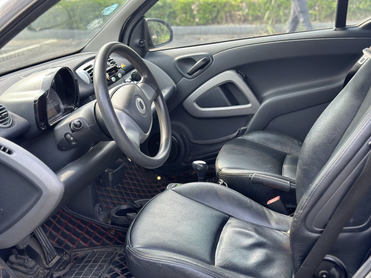 2012年7月smart fortwo  2012款 1.0 MHD 硬頂舒適版