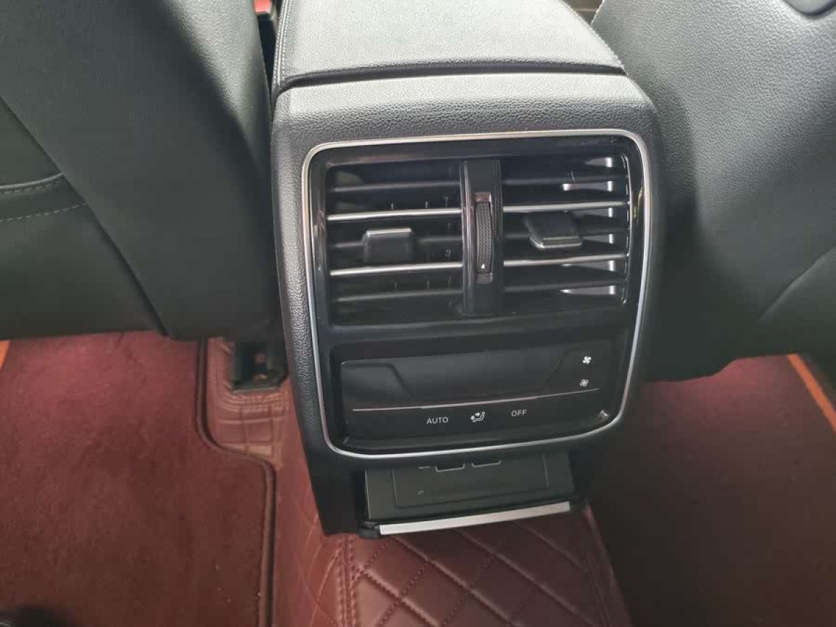 大眾 邁騰  2020款 330TSI DSG 豪華型圖片