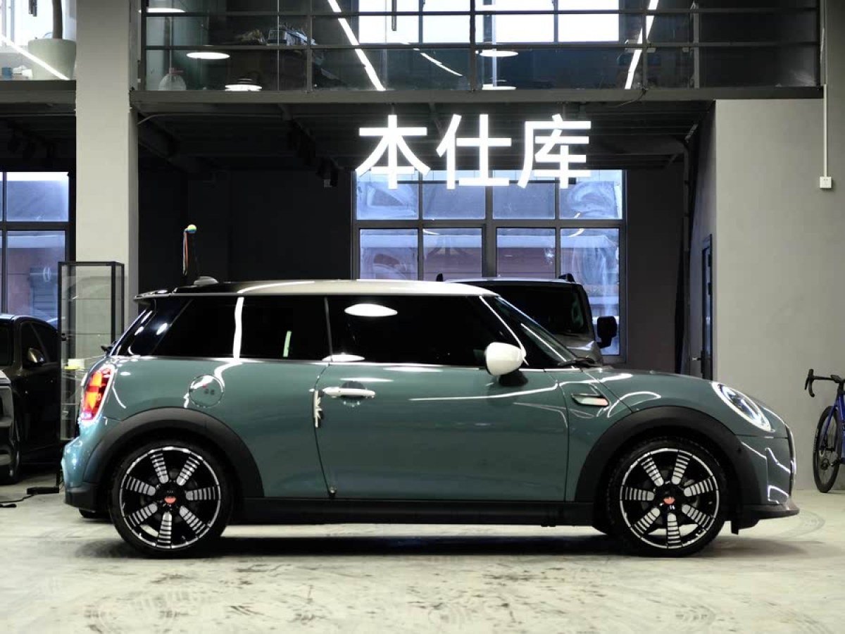 MINI MINI  2023款 1.5T COOPER 弧光特別版圖片