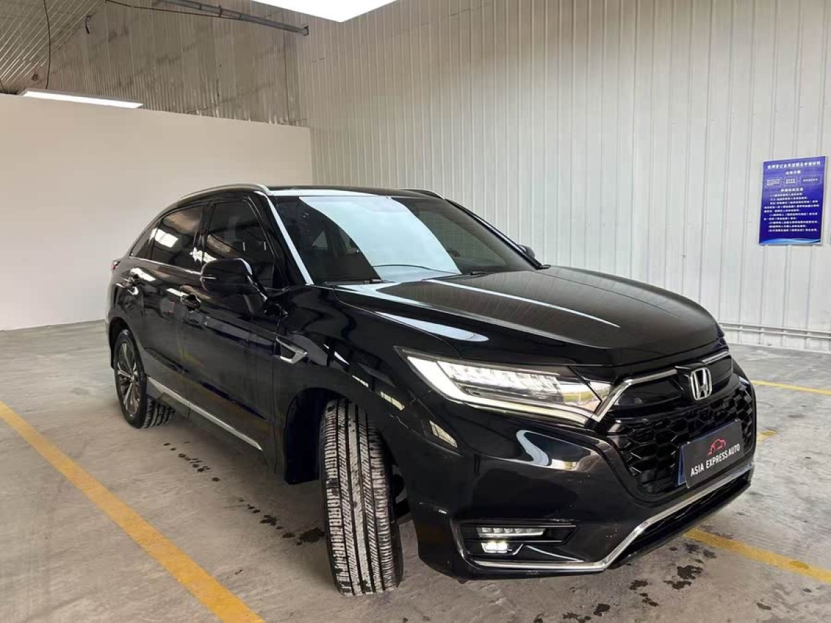 本田 UR-V  2023款 370TURBO 四驅(qū)尊享版圖片