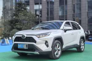 2022年7月豐田 RAV4榮放  2.0L CVT兩驅(qū)風(fēng)尚Plus版