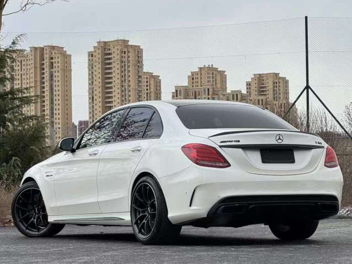 奔馳 奔馳C級(jí)AMG  2017款 AMG C 63圖片