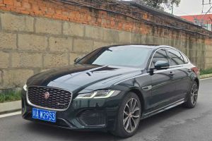 XFL 捷豹 XFL 2.0T P200 两驱精英豪华版