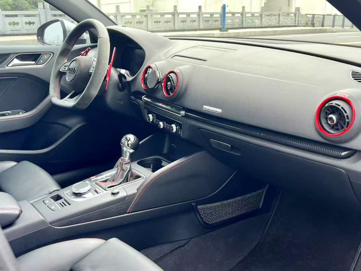 奧迪 奧迪S3  2019款 S3 2.0T Limousine圖片