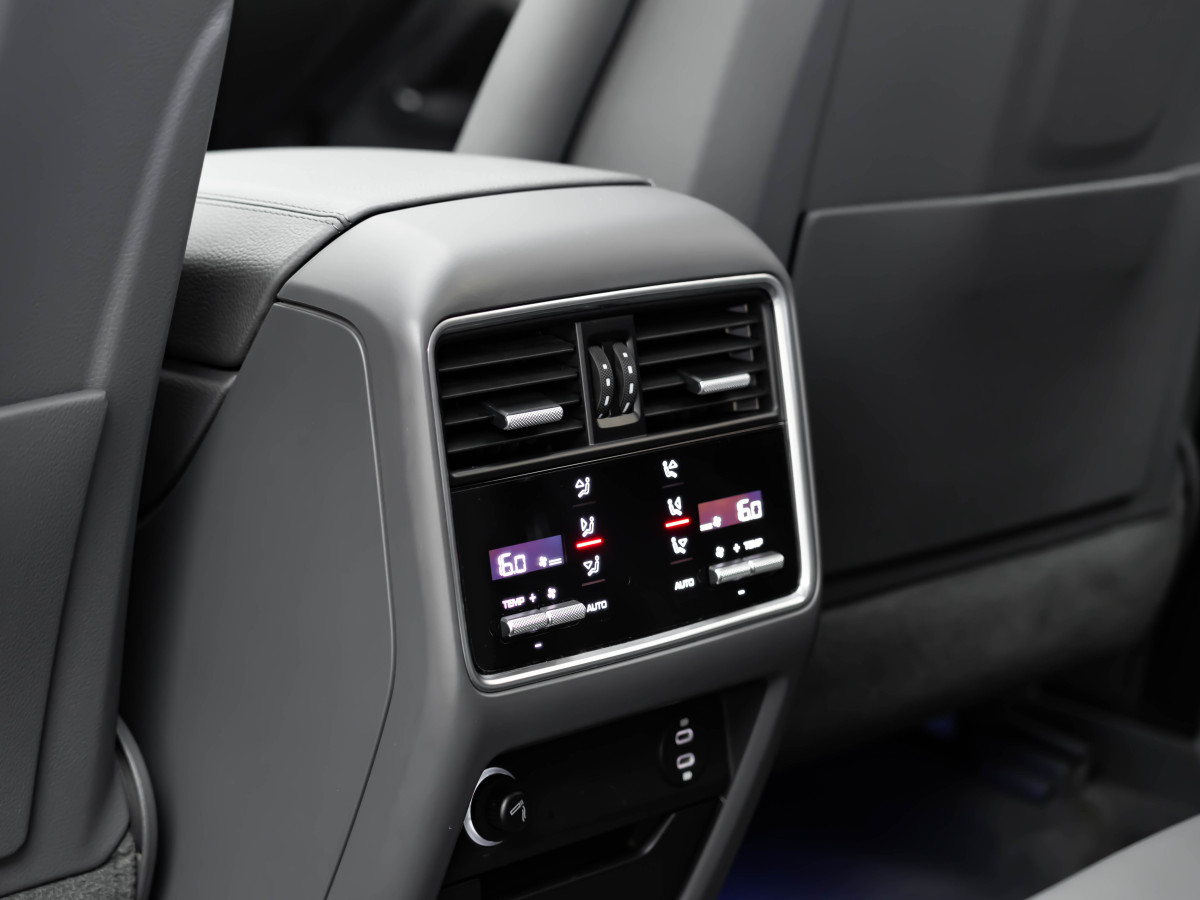 保時捷 Cayenne新能源  2019款 Cayenne E-Hybrid 2.0T圖片