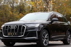 奥迪Q7 奥迪 55 TFSI quattro S line运动型