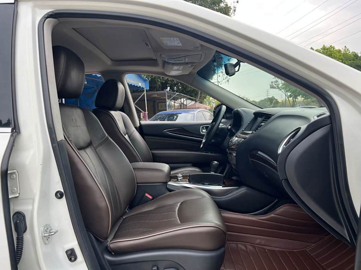 英菲尼迪 QX60  2014款 3.5L 兩驅(qū)卓越版圖片