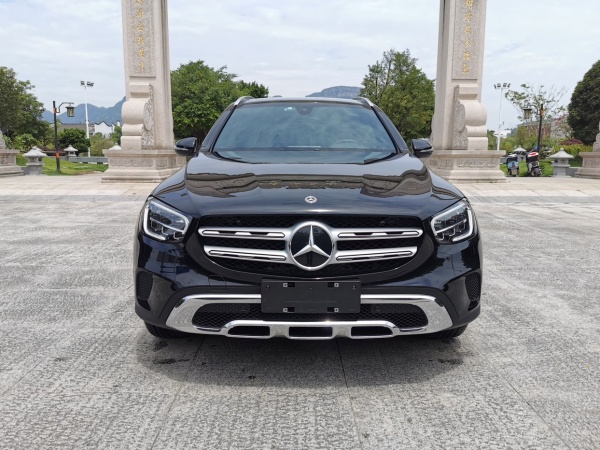 奔驰 奔驰GLC  2020款 改款 GLC 260 L 4MATIC 动感型