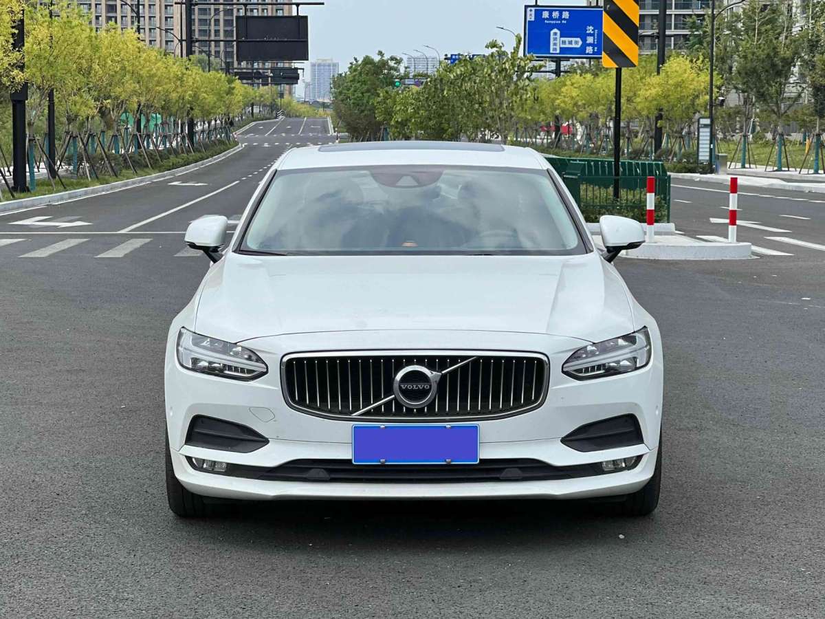 沃尔沃 S90  2018款 T4 智远版图片