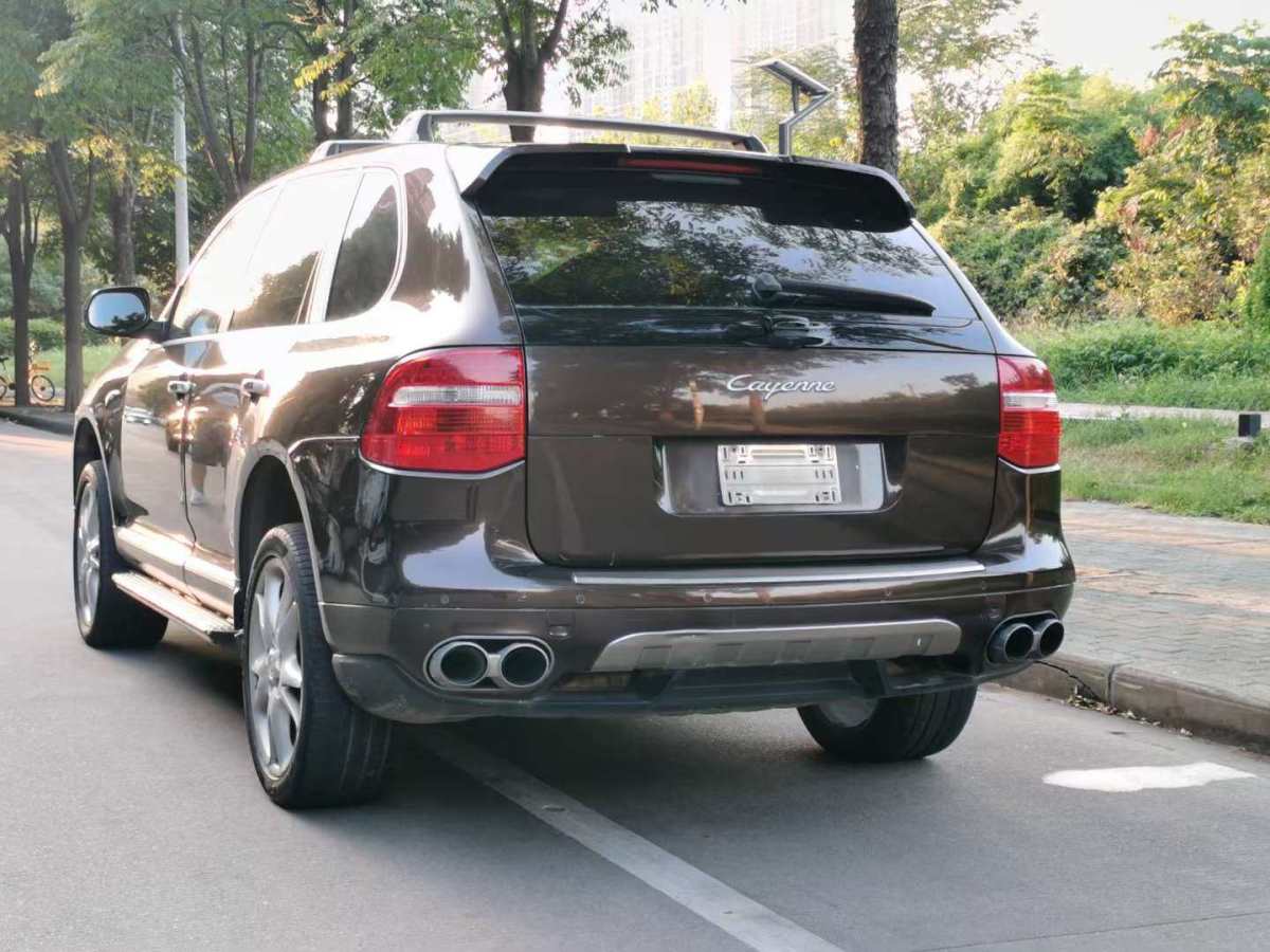 保時(shí)捷 Cayenne  2009款 Cayenne S Transsyberia 4.8L圖片