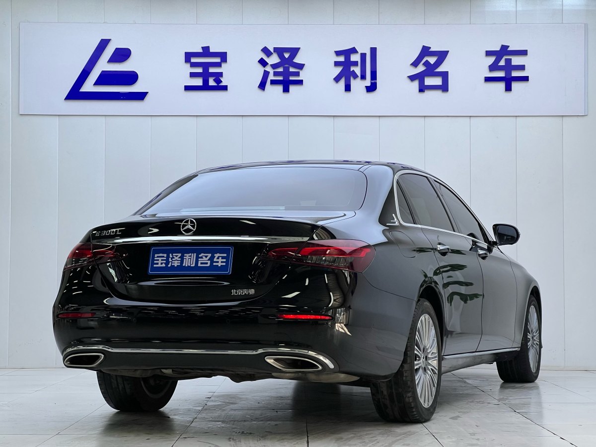 奔馳 奔馳E級(jí)  2022款 改款 E 300 L 豪華型圖片