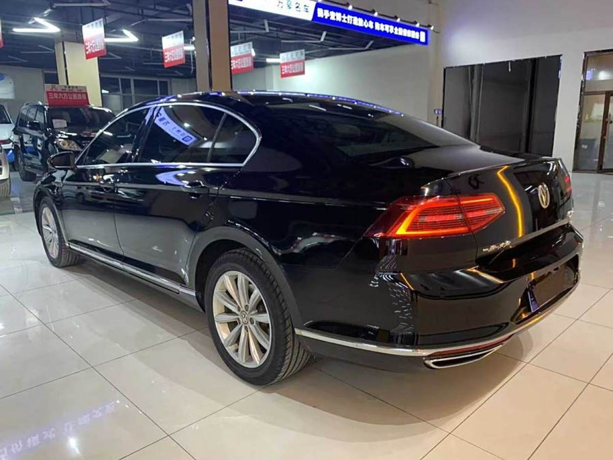 大眾 邁騰  2019款  330TSI DSG 領(lǐng)先型 國(guó)VI圖片