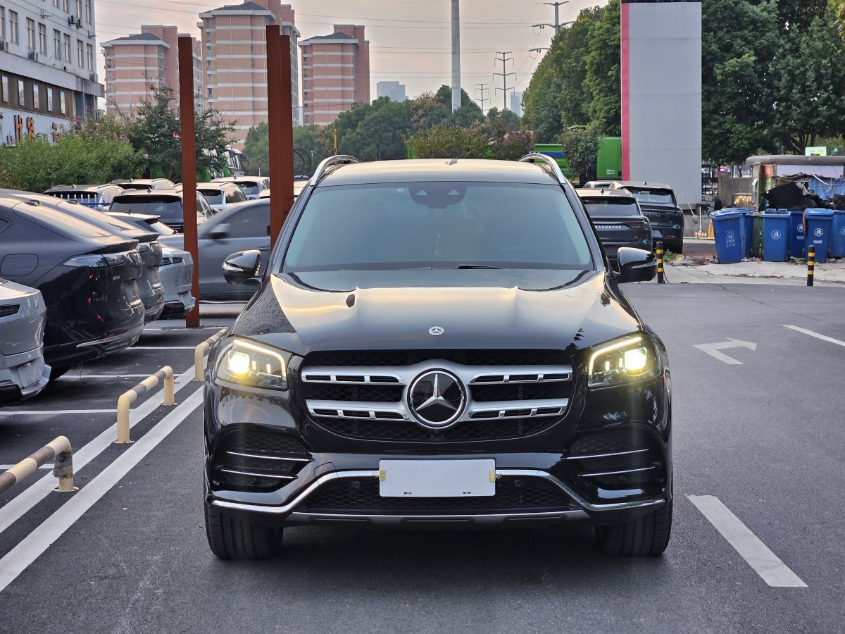 奔馳 奔馳GLS  2022款 改款二 GLS 450 4MATIC 時尚型圖片