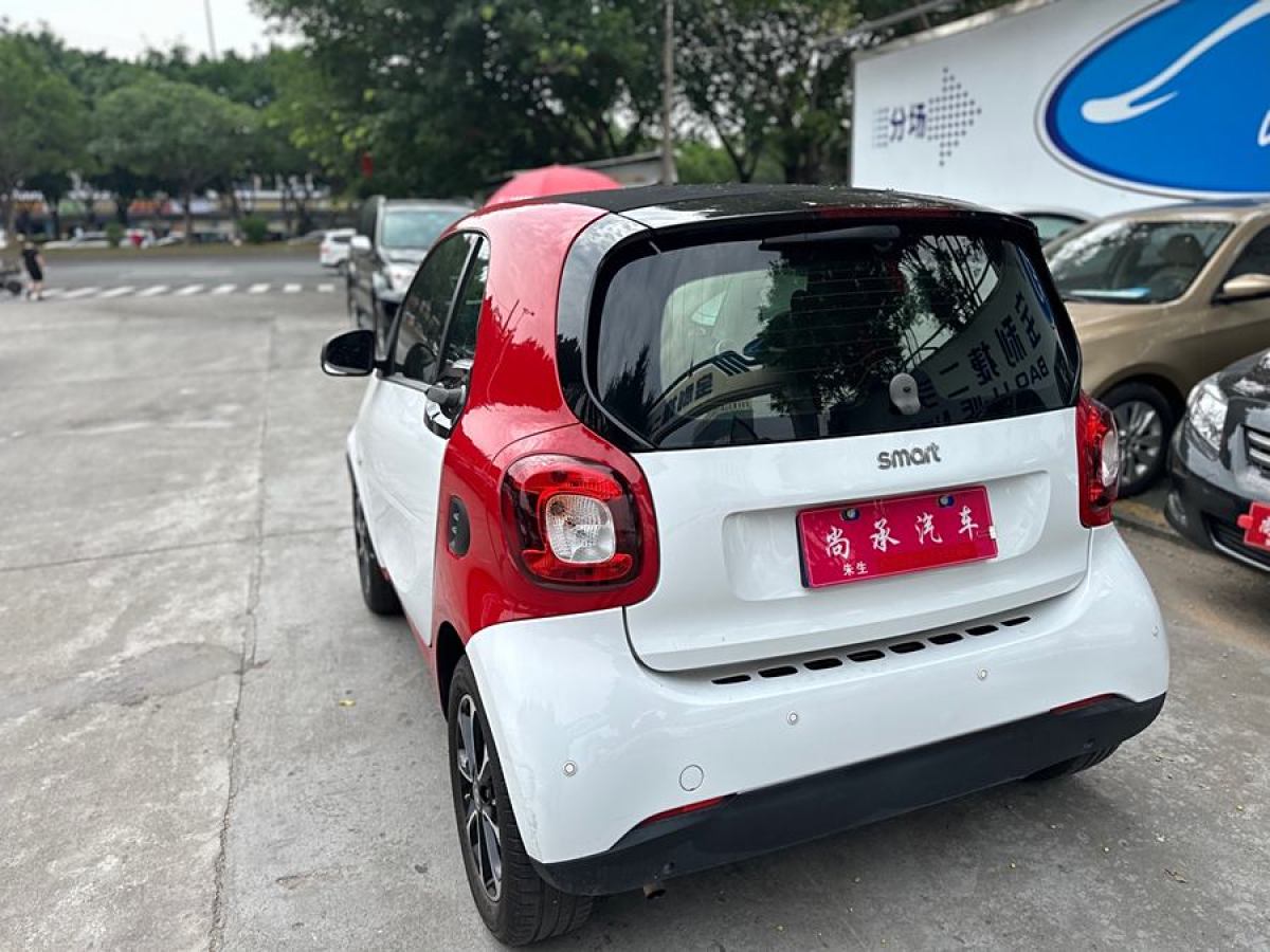 smart fortwo  2018款 1.0L 52千瓦硬頂靈動(dòng)版圖片