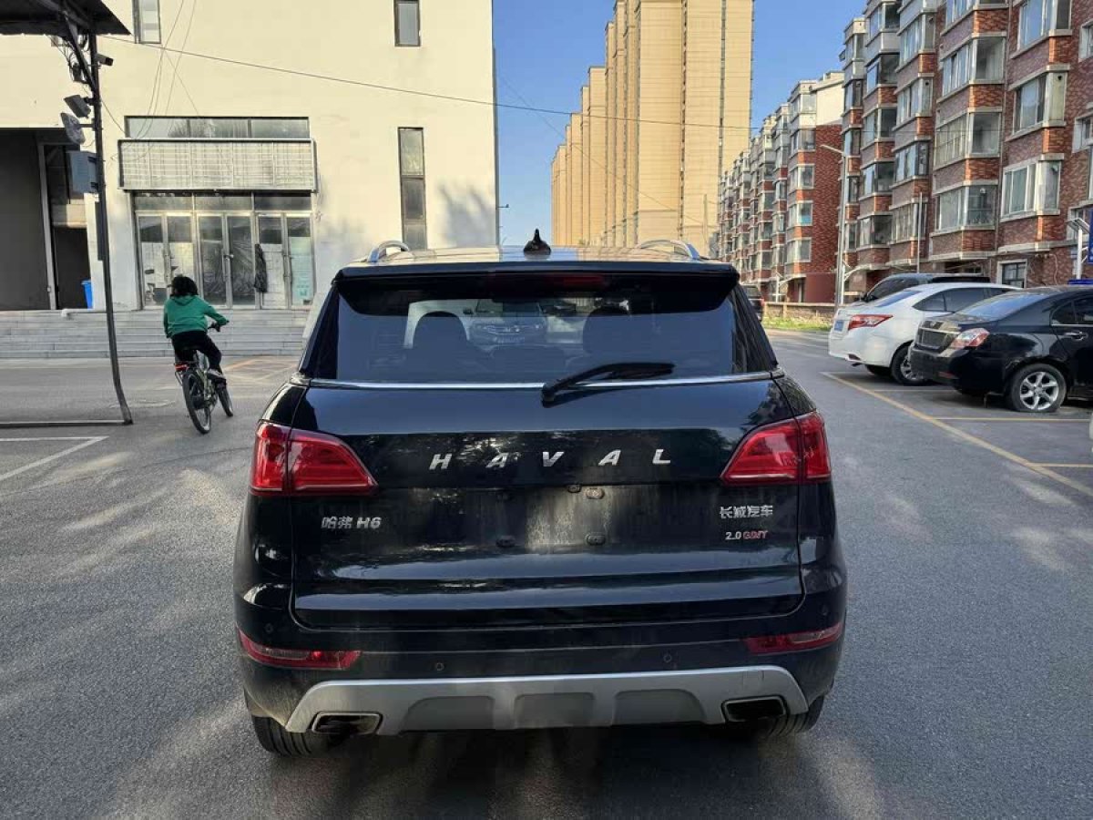 哈弗 H6 Coupe  2015款 藍(lán)標(biāo) 2.0T 手動(dòng)兩驅(qū)精英型圖片