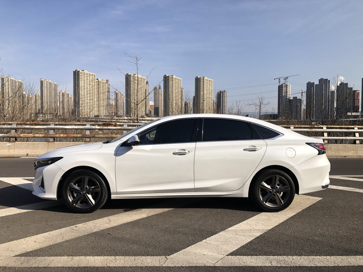 長(zhǎng)安 銳程PLUS  2023款 1.5T DCT尊貴型圖片