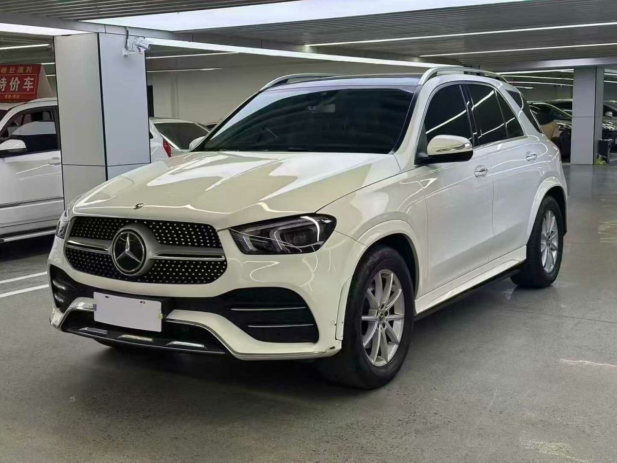 奔馳 奔馳A級(jí)  2019款  A 220 L 4MATIC 運(yùn)動(dòng)轎車圖片